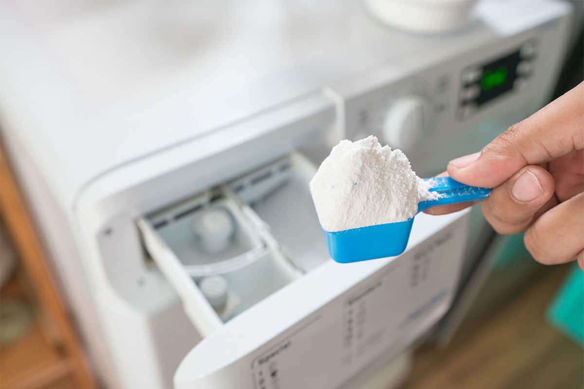 Prac&iacute; prostředek LIDL por&aacute;ž&iacute; Lenor a Ariel - ode dne&scaron;ka je k dost&aacute;n&iacute; ve v&scaron;ech obchodech